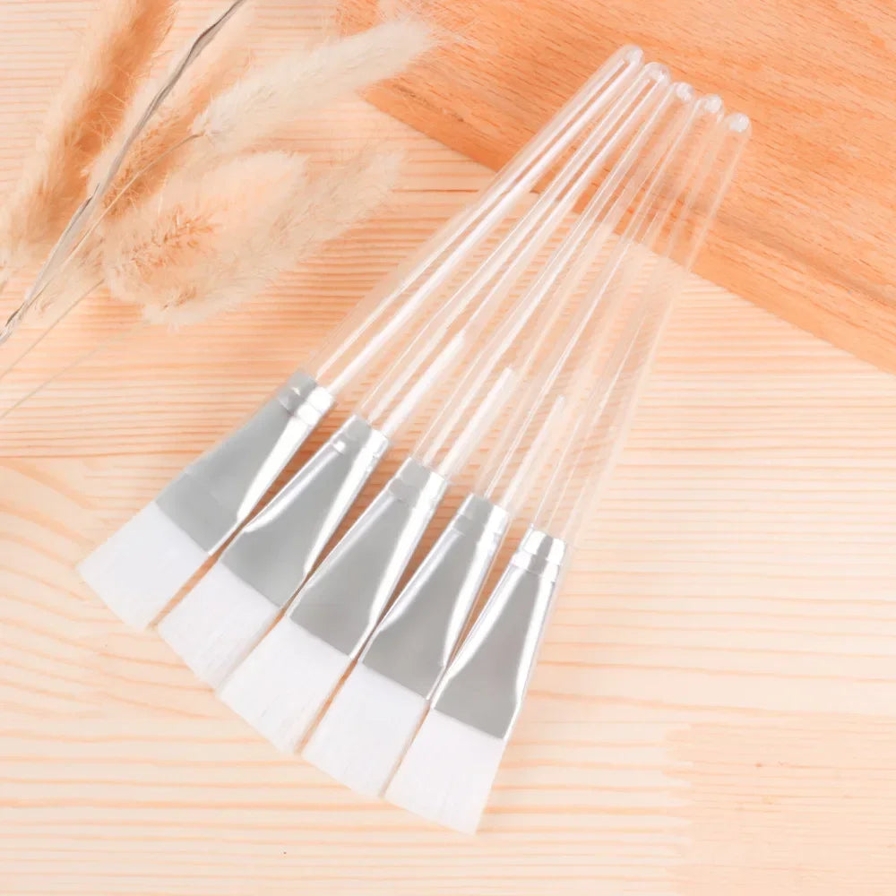 Beauty Facial Mask Brush - Soft, Portable, Skin Care Essential