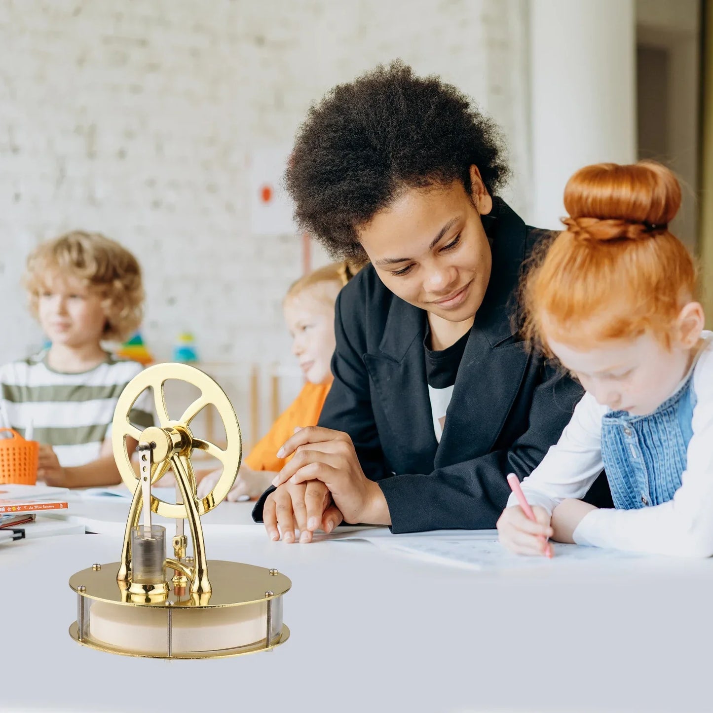 Low Temperature Stirling Engine Electricity Generator - Educational & Safe Model