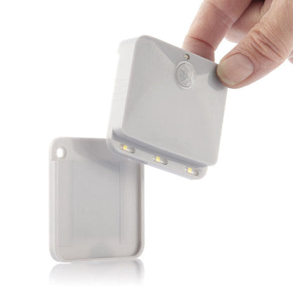 1 lampe LED avec capteur de mouvement Lumtoo achetée = 1 lampe LED avec capteur de mouvement Lumtoo offerte - Livraison Offerte